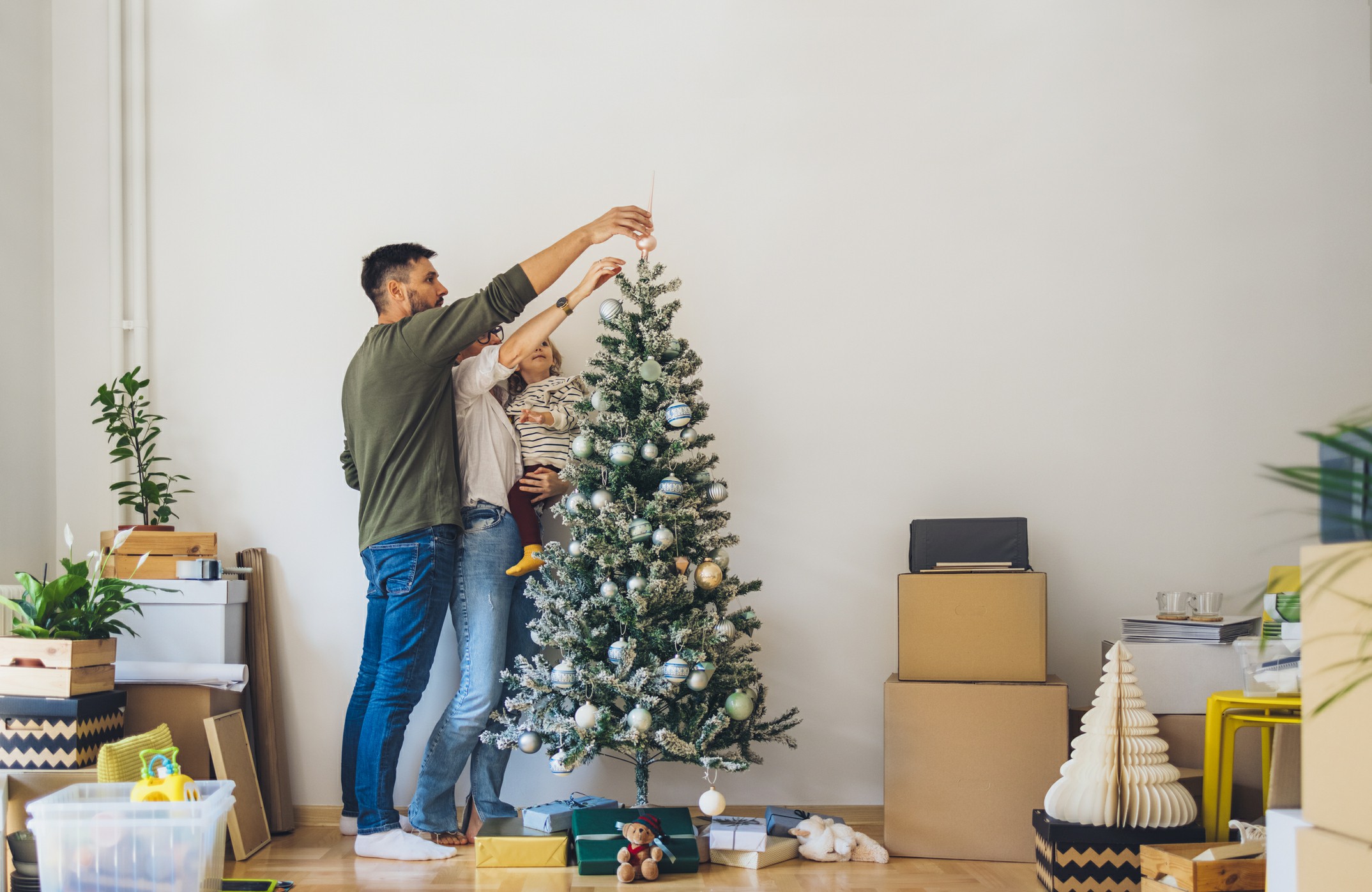 Setting Up Your New Space for the Holidays: Quick Decorating Tips